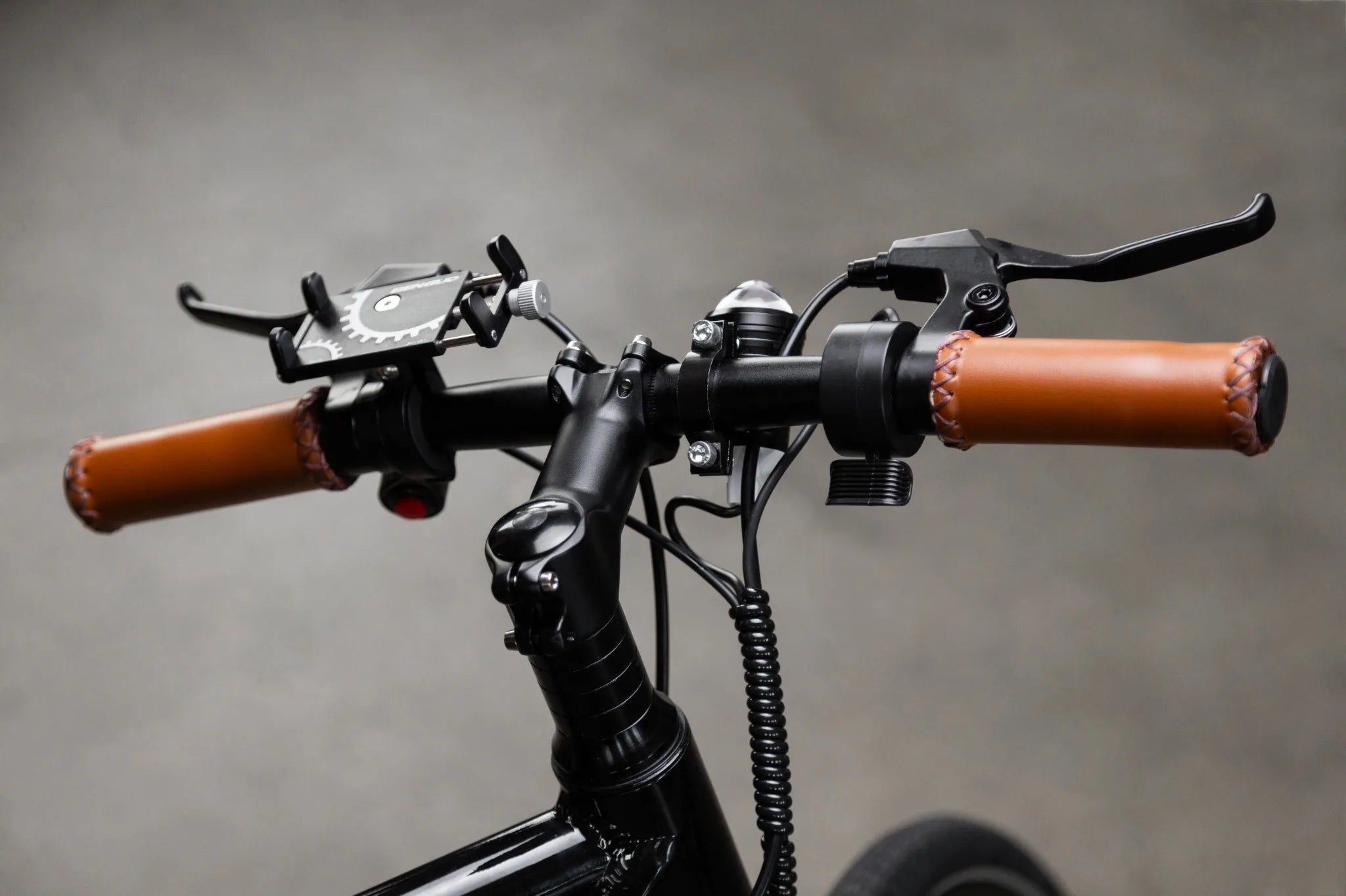 Calibike E-Bike – High-Performance Electric Bike | 33 MPH Speed, 33 LB Weight, Up to 100 Mile Range